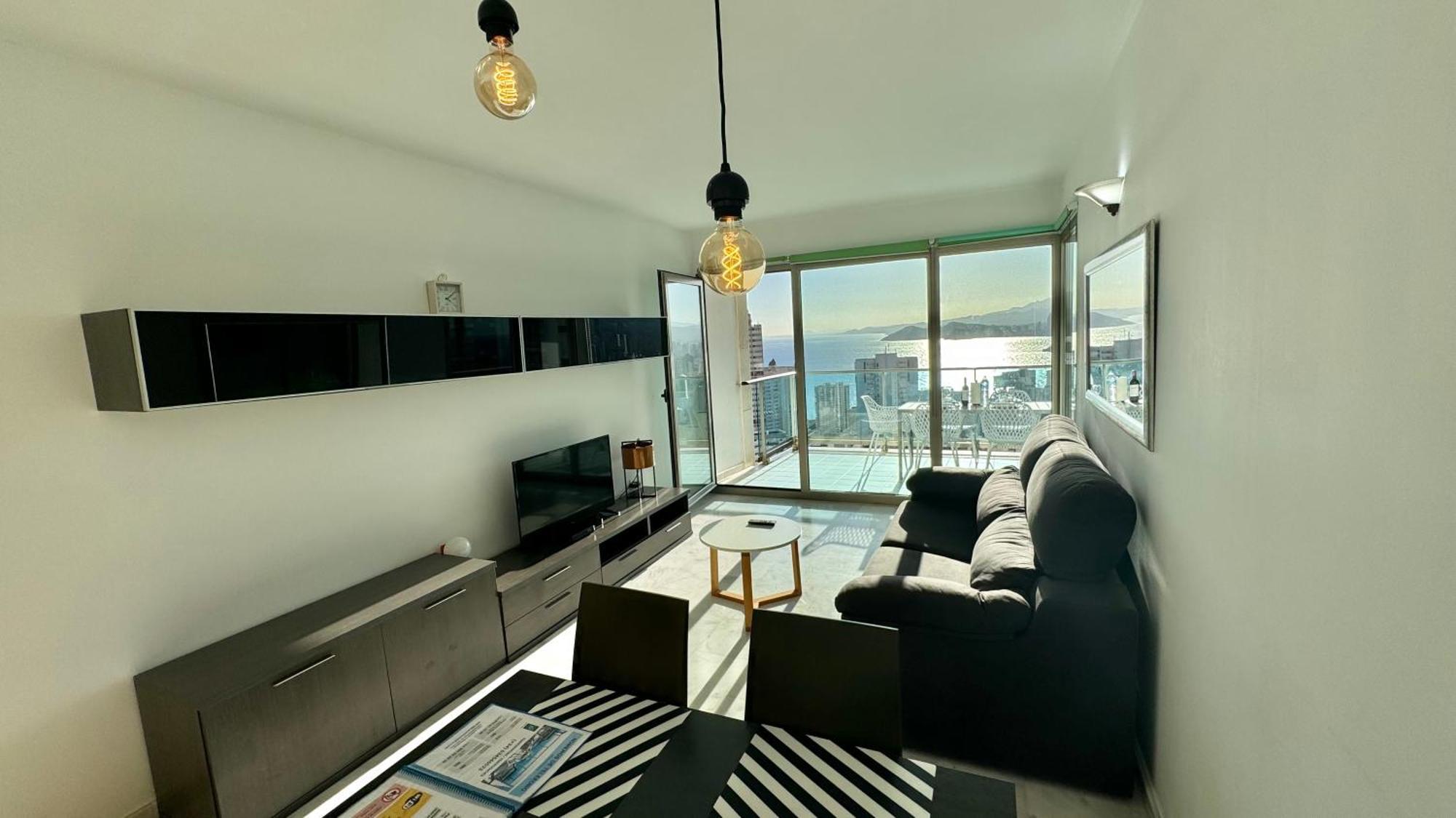 Highrise Apartment With Stunning Views From Private Balcony 85 Бенидорм Экстерьер фото