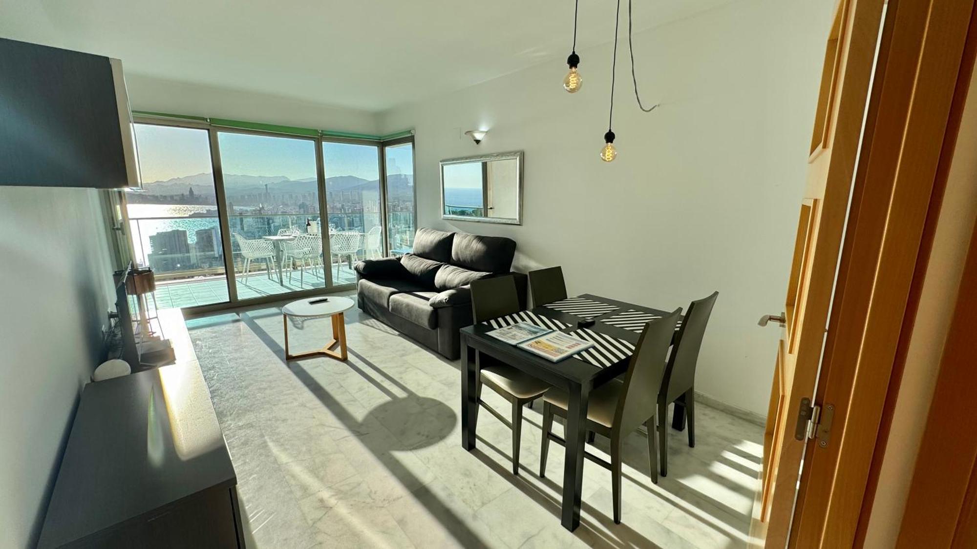 Highrise Apartment With Stunning Views From Private Balcony 85 Бенидорм Экстерьер фото